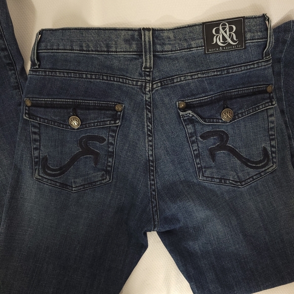 Rock & Republic Kassandra Mid RiseBootcut Jean Women's size 8 - Picture 14 of 15